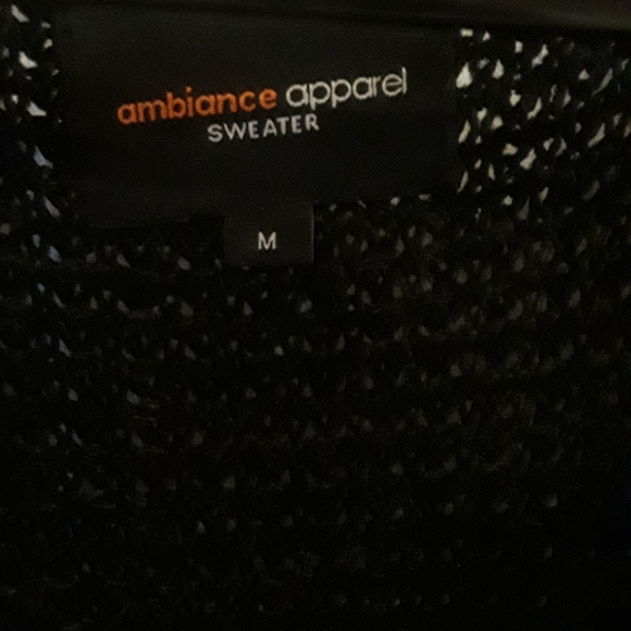 Long Cardigan with Pockets - Picture 3 of 3